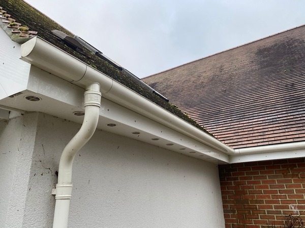 Residential gutter cleaning experts in Potters Bar, Hertfordshire